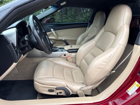 Used 2005 Chevrolet Corvette Convertible w/ Preferred Equipment Group image 9