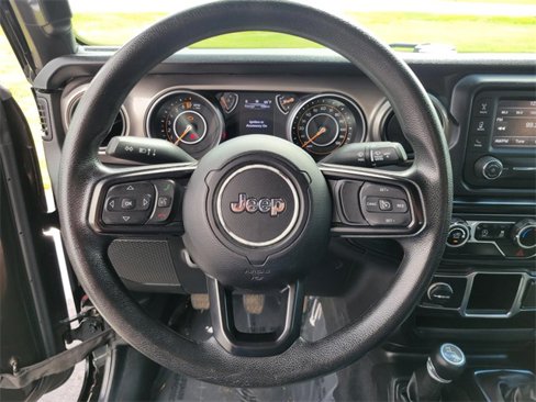 Used 2020 Jeep Wrangler Sport image 17