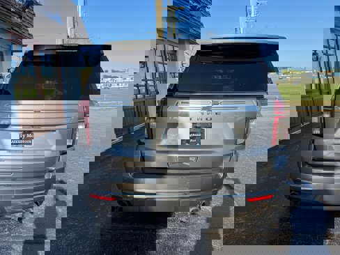 Used 2021 Chevrolet Tahoe High Country w/ Premium Package image 45