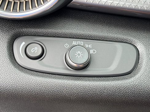 New 2025 Chevrolet Trax ACTIV w/ Driver Confidence Package image 12