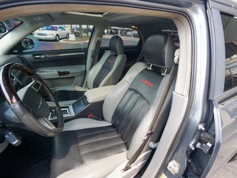 Used 2007 Chrysler 300 C image 14