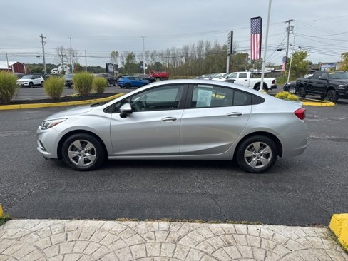 Used 2017 Chevrolet Cruze LS image 3