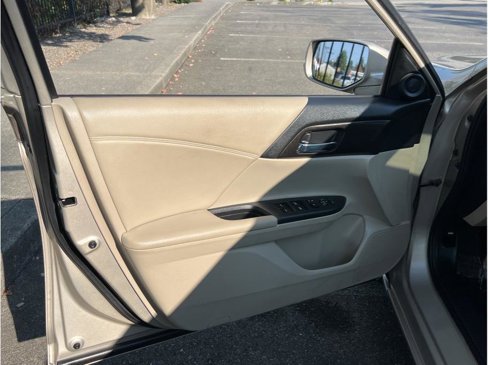 Used 2014 Honda Accord EX image 7