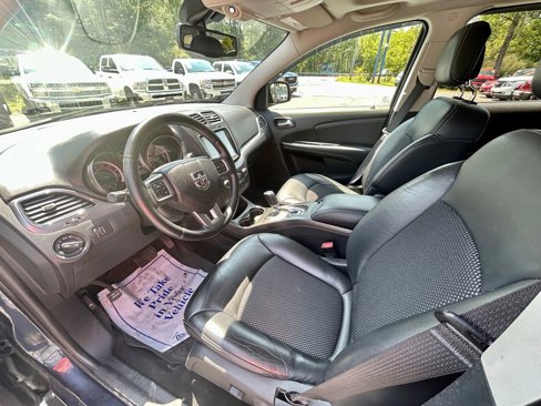 Used 2017 Dodge Journey Crossroad w/ Popular Equipment Group image 3