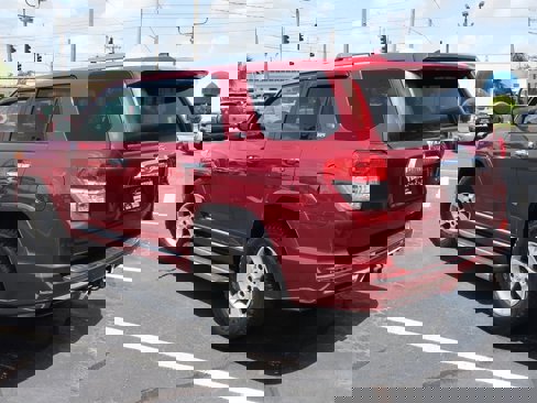 Used 2012 Toyota 4Runner SR5 image 11