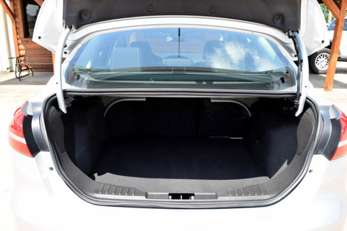 Used 2017 Ford Focus SE image 17