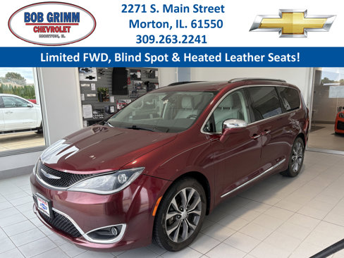 Used 2017 Chrysler Pacifica Limited image 1