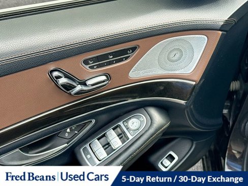 Used 2014 Mercedes-Benz S 550 Sedan image 19