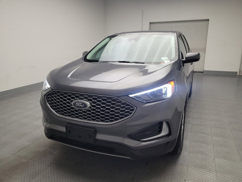 Used 2023 Ford Edge SEL image 15