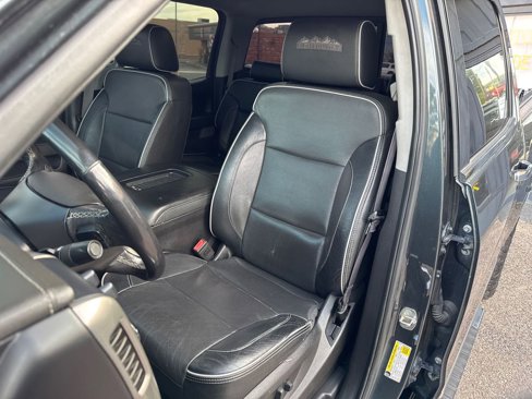 Used 2017 Chevrolet Silverado 1500 High Country image 12