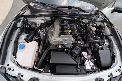 Used 2016 MAZDA MX-5 Miata Club image 30