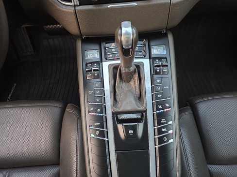 Used 2017 Porsche Macan S image 55