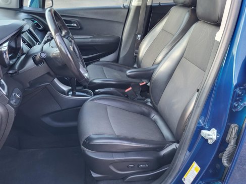 Used 2019 Chevrolet Trax LT w/ Driver Confidence Package image 17
