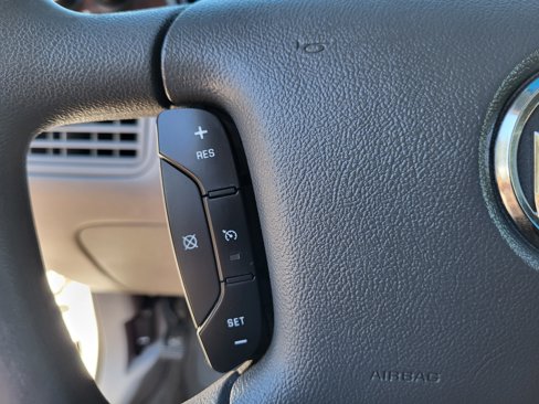 Used 2007 Buick LaCrosse CX image 18