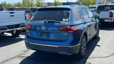 Used 2020 Volkswagen Tiguan SE image 3