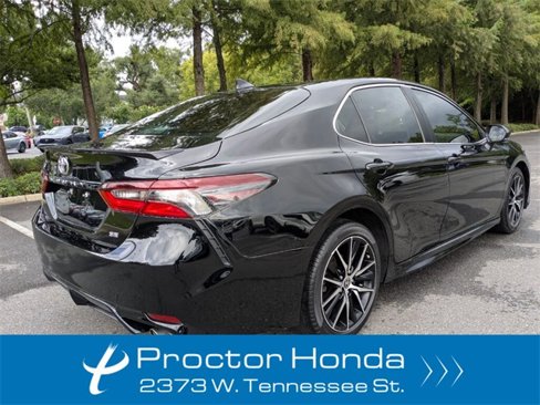 Used 2023 Toyota Camry SE image 8