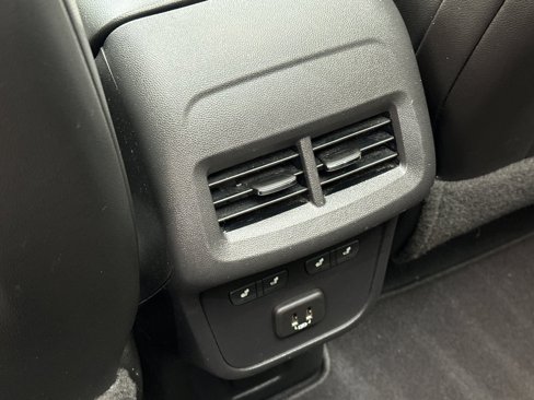 Used 2021 Chevrolet Equinox Premier image 14