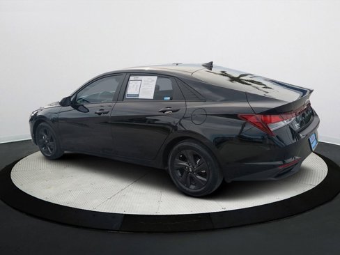 Certified 2022 Hyundai Elantra SEL image 6