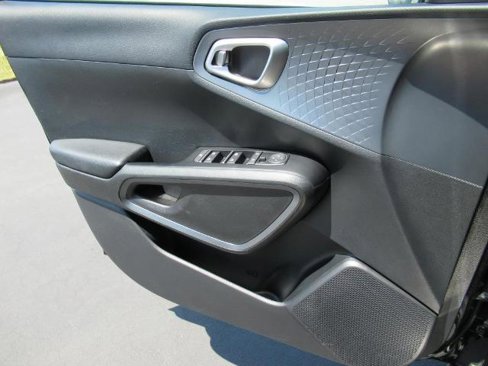 Used 2021 Kia Soul EX image 26