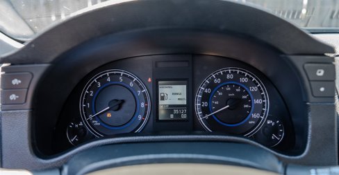 Used 2010 INFINITI G37 Journey w/ Premium Pkg image 19