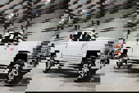 Used 2018 Chevrolet Silverado 2500 LTZ w/ LTZ Plus Package image 15