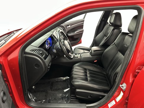 Used 2017 Chrysler 300 S image 16