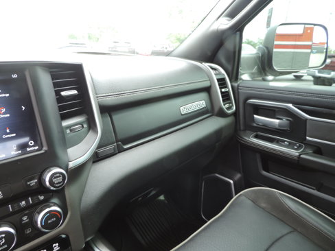 Used 2020 RAM 2500 Laramie w/ Night Edition image 12
