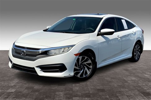 Used 2018 Honda Civic EX image 2