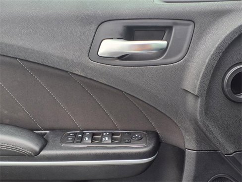 Used 2023 Dodge Charger SXT image 16