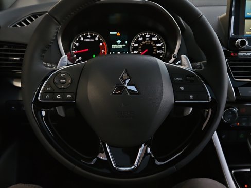 New 2025 Mitsubishi Eclipse Cross SEL image 10