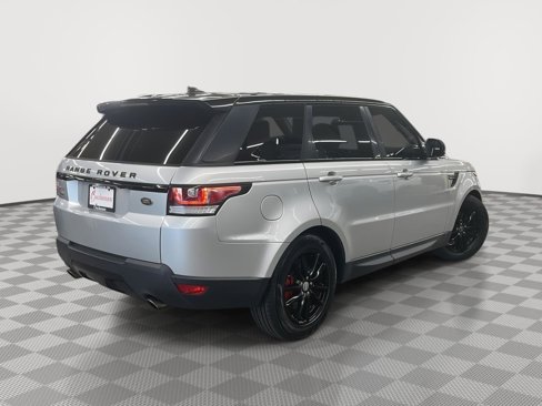 Used 2016 Land Rover Range Rover Sport SE image 5