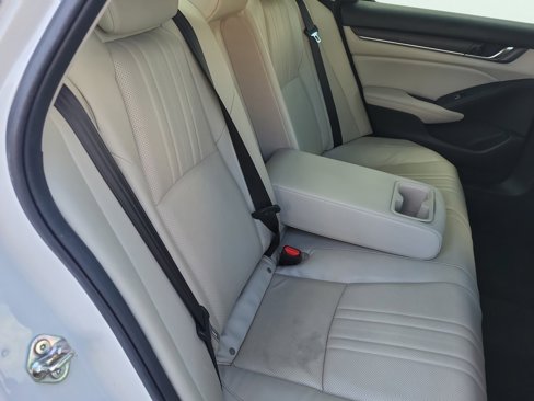 Used 2018 Honda Accord EX-L image 15
