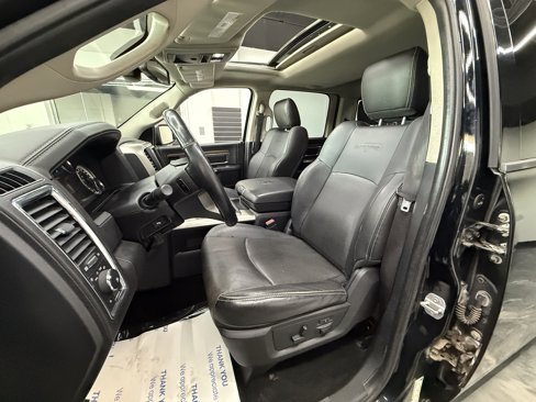 Used 2014 RAM 1500 Laramie w/ Convenience Group image 11