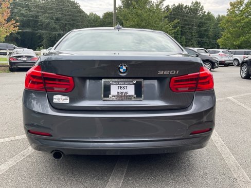 Used 2016 BMW 320i Sedan image 6