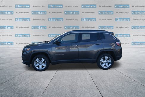 Used 2022 Jeep Compass Latitude image 10