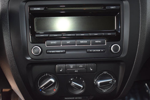 Used 2014 Volkswagen Jetta SE image 26