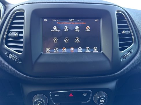 Certified 2018 Jeep Compass Latitude w/ Popular Equipment Group image 25