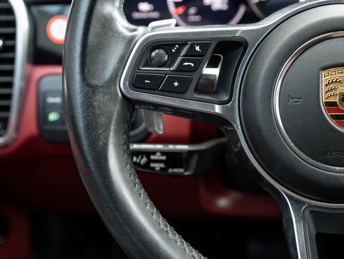 Certified 2022 Porsche Cayenne image 15