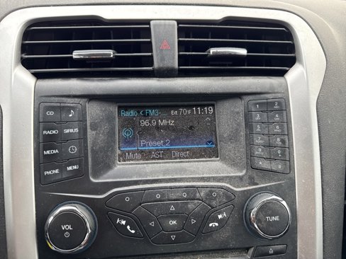 Used 2013 Ford Fusion SE image 9
