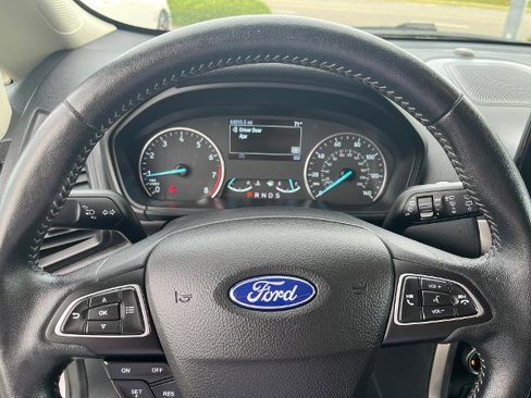 Used 2021 Ford EcoSport SES image 10