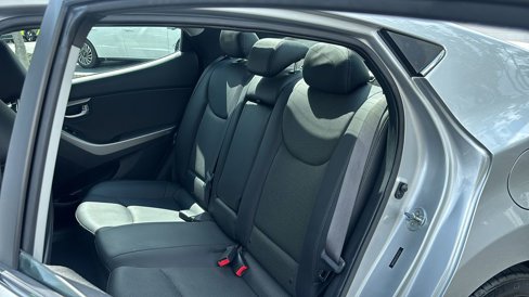 Used 2014 Hyundai Elantra Limited w/ Option Group 03 image 28