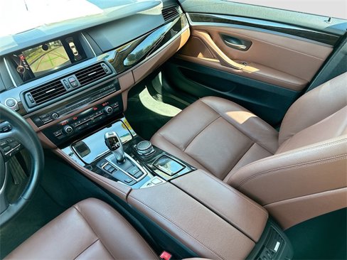 Used 2015 BMW 528i Sedan image 23