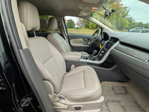 Used 2011 Ford Edge SEL w/ 202A Rapid Spec Order Code image 12