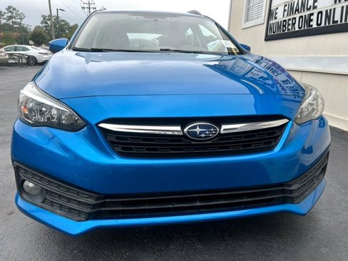 Used 2020 Subaru Impreza 2.0i Premium image 3