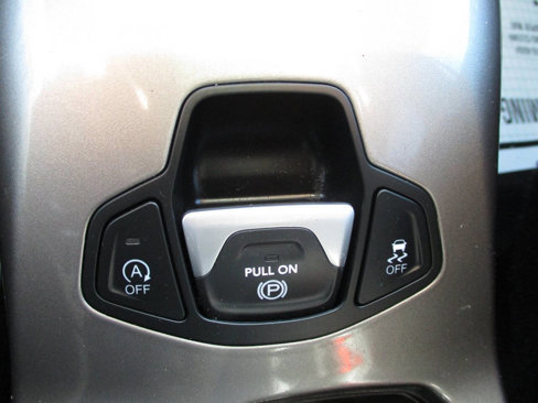 Used 2021 Jeep Renegade Limited w/ Sun & Sound Group image 26