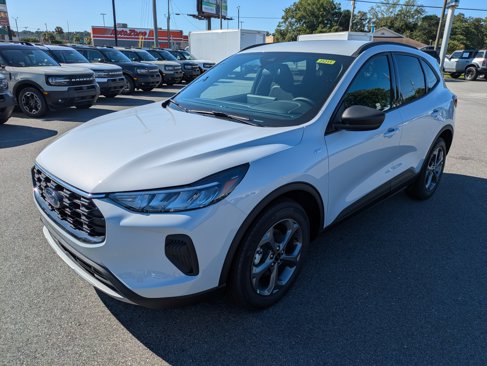 New 2025 Ford Escape ST-Line w/ Tech Pack #1 image 7