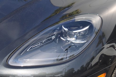 Certified 2024 Porsche Macan image 11