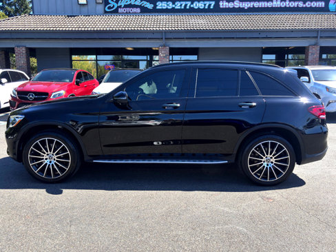 Used 2021 Mercedes-Benz GLC 300 4MATIC w/ AMG Line image 7