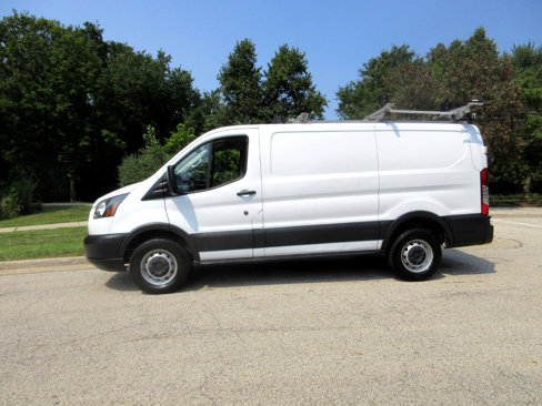 Used 2017 Ford Transit 250 130 Low Roof image 25