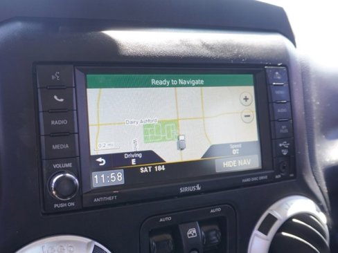 Used 2013 Jeep Wrangler Unlimited Sahara w/ Connectivity Group image 25